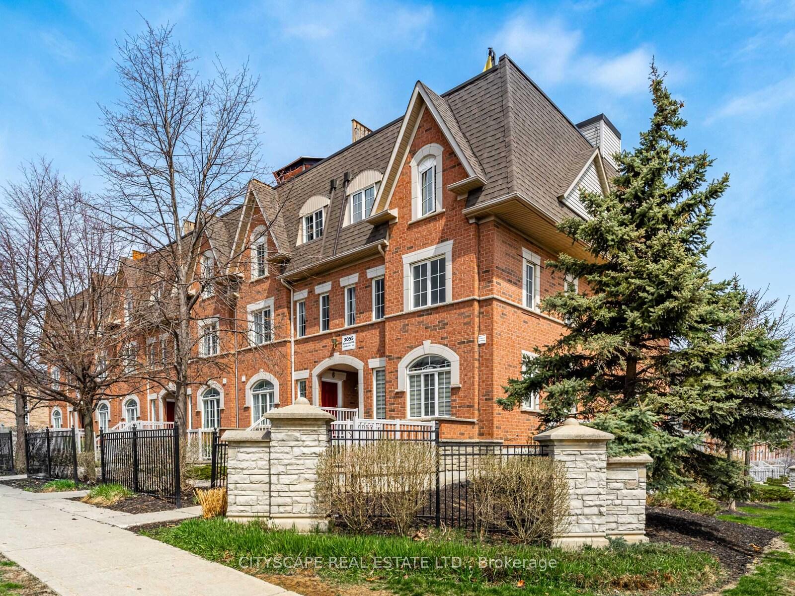 2 Bedrooms Condo at 3055 Elmcreek, Mississauga For sale