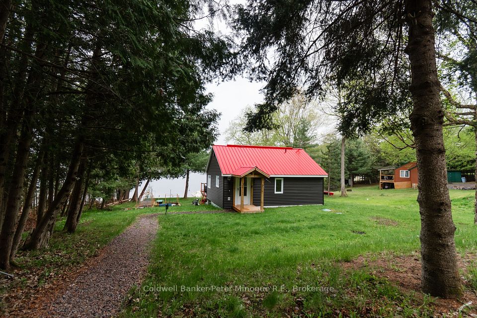 2261 Peninsula Road, North Bay, ON P1B 8G4