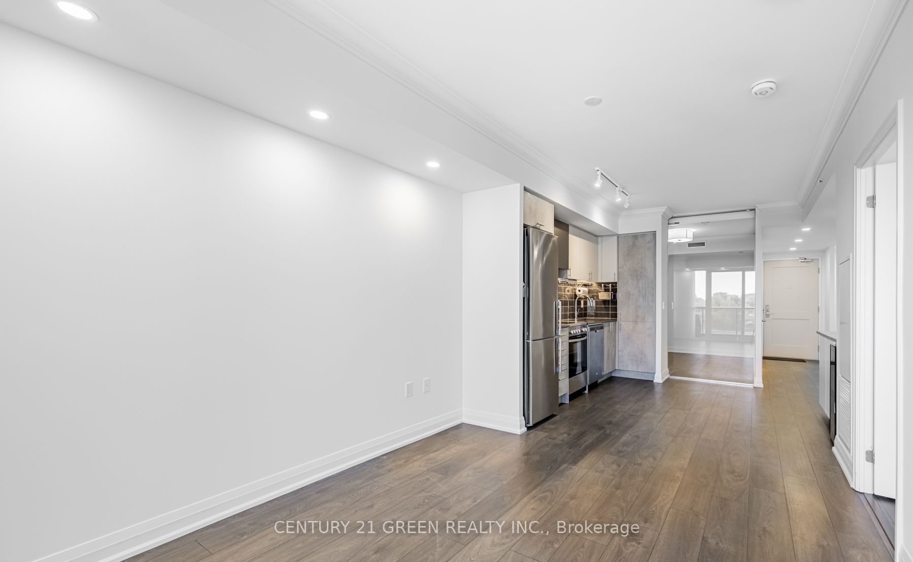 10 Gibbs Road, #514