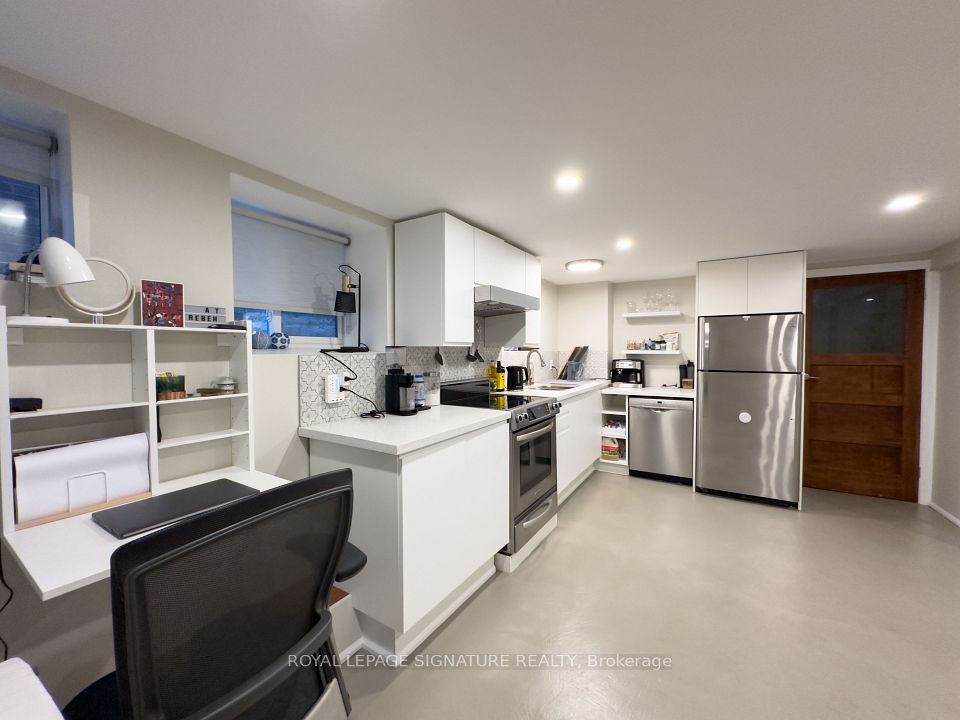 30 Triller Avenue