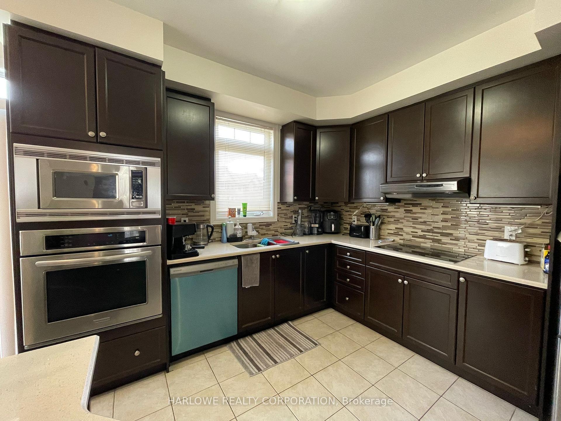 #6 - 3265 Thomas Street ; MLS ID: W12150832