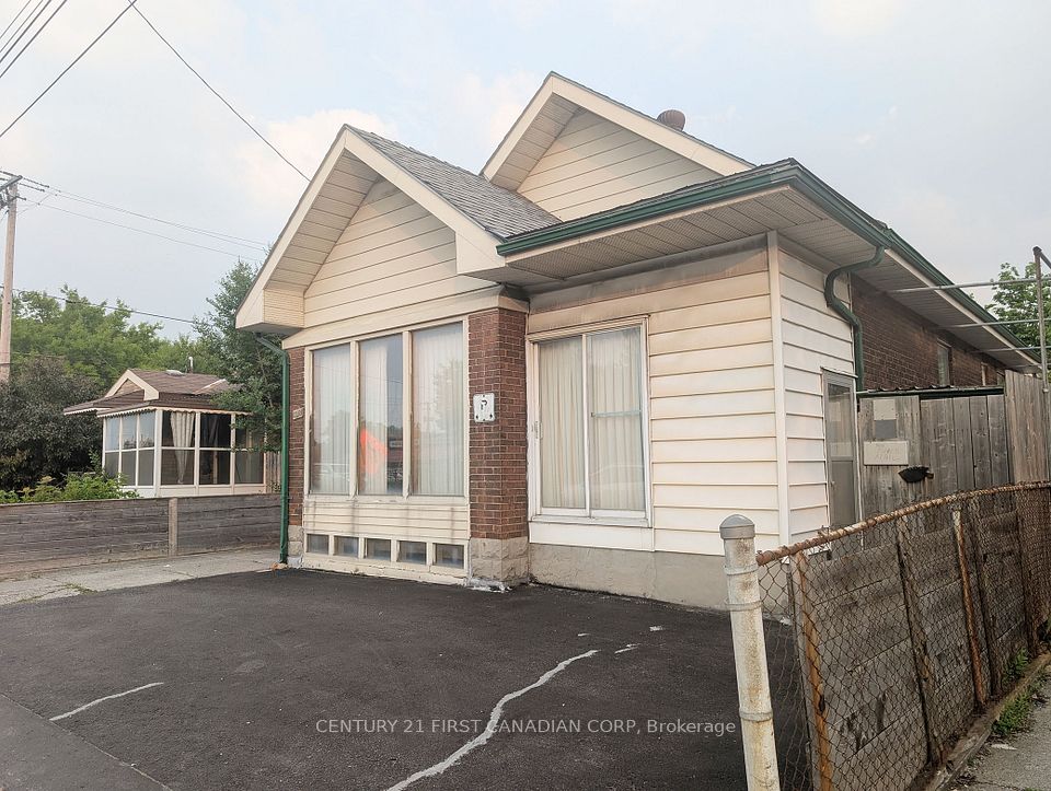 1169 Oxford