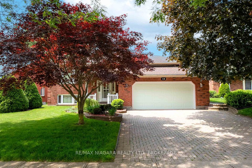 12 Fern Gate, Pelham, ON L0S 1E4