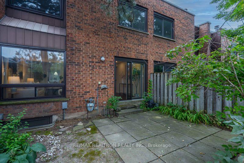 4 Bedrooms Condo at 296 Torresdale,  Toronto For sale
