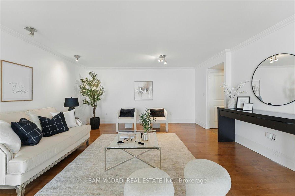 1 Bedroom Condo at 2045 Lake Shore, Toronto For sale