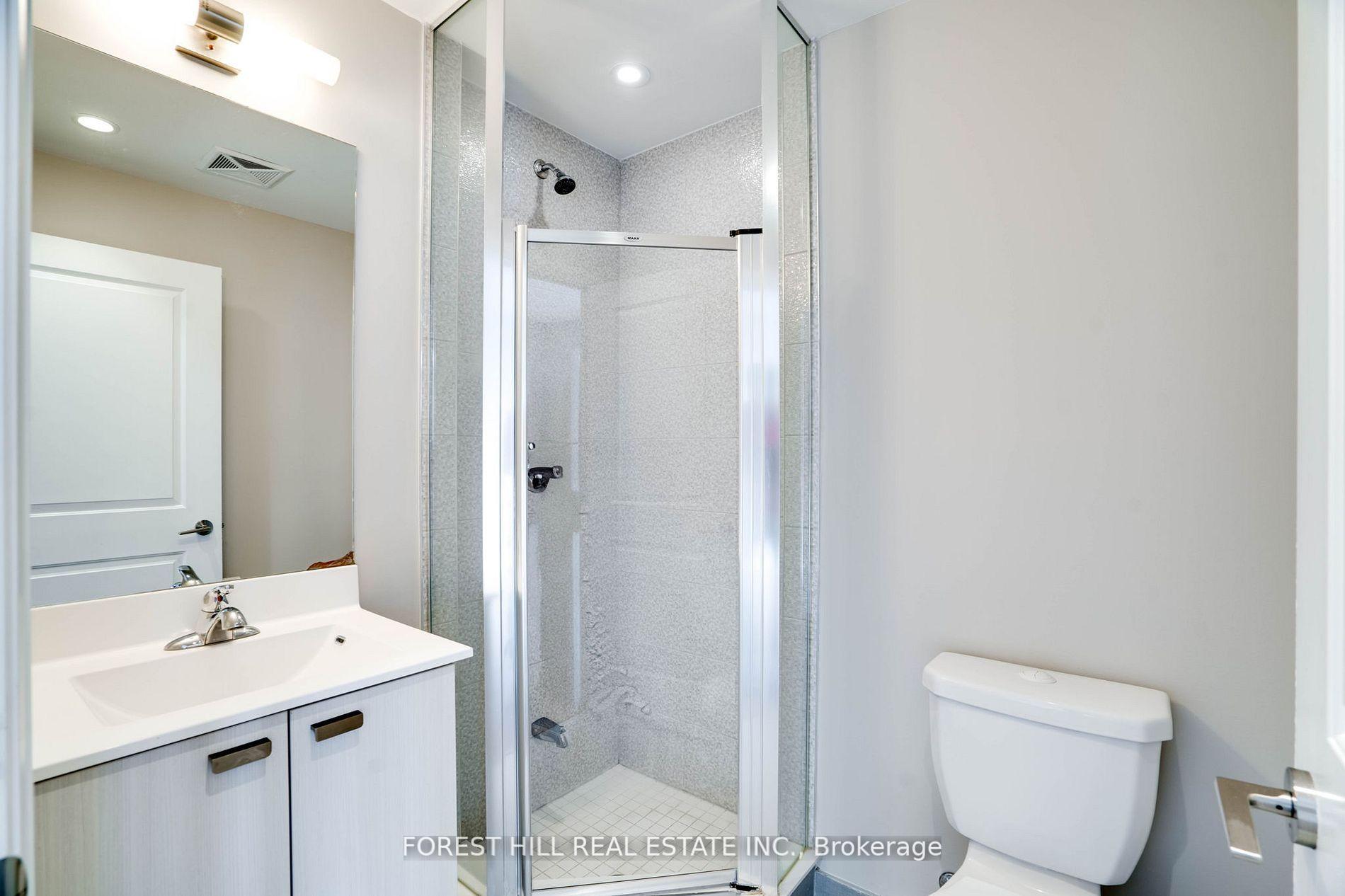 2 Bedrooms Condo at 50 Ann O’Reilly, Toronto For sale