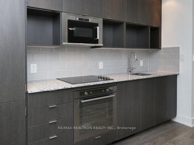 2 Bedrooms Condo at 89 McGill, Toronto For sale
