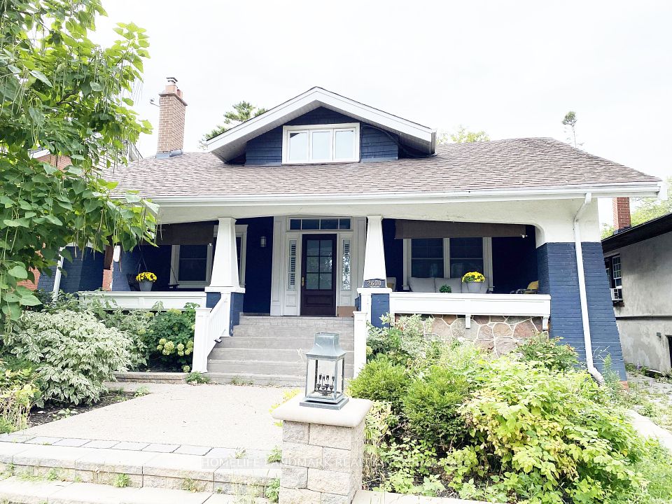 2600 Lake Shore