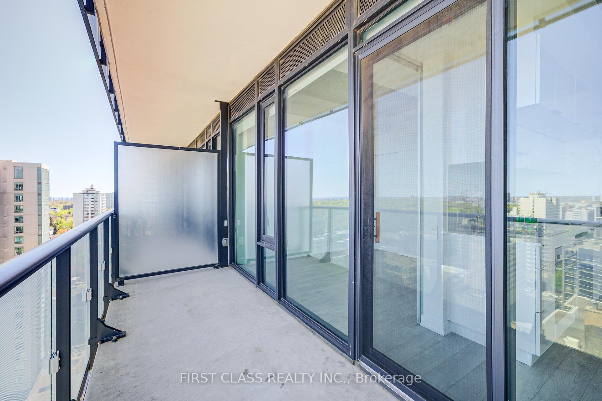 2 Bedrooms Condo at 185 Roehampton, Toronto For sale