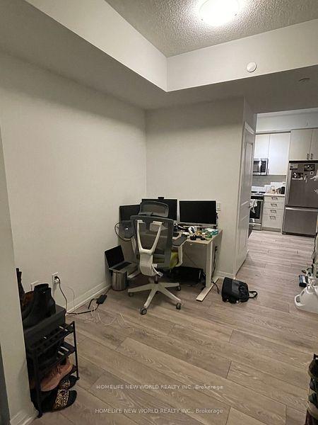 2 Bedrooms Condo at 60 Ann O’reilly,  Toronto For sale