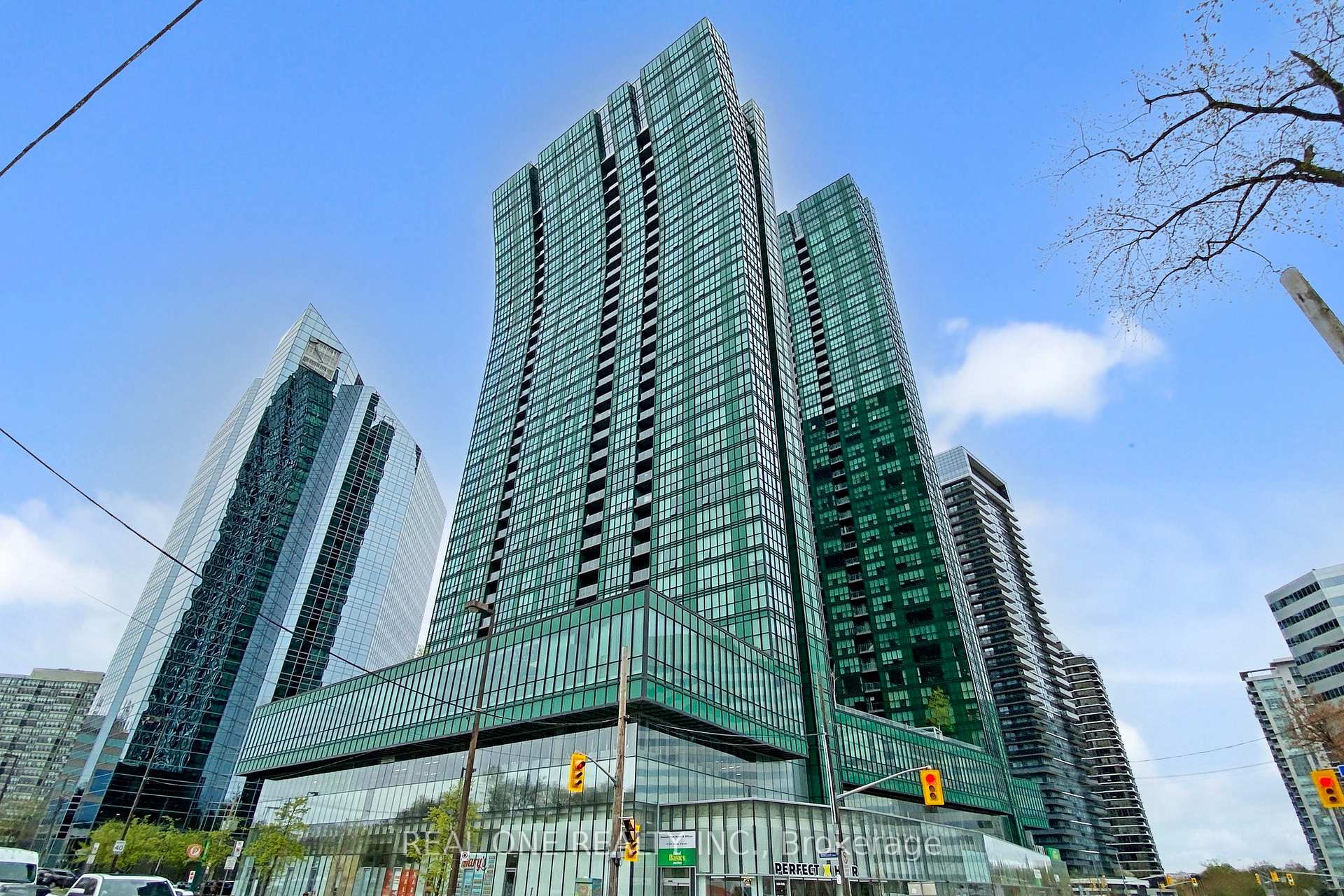 3 Bedrooms Condo at 11 Bogert, Toronto For sale