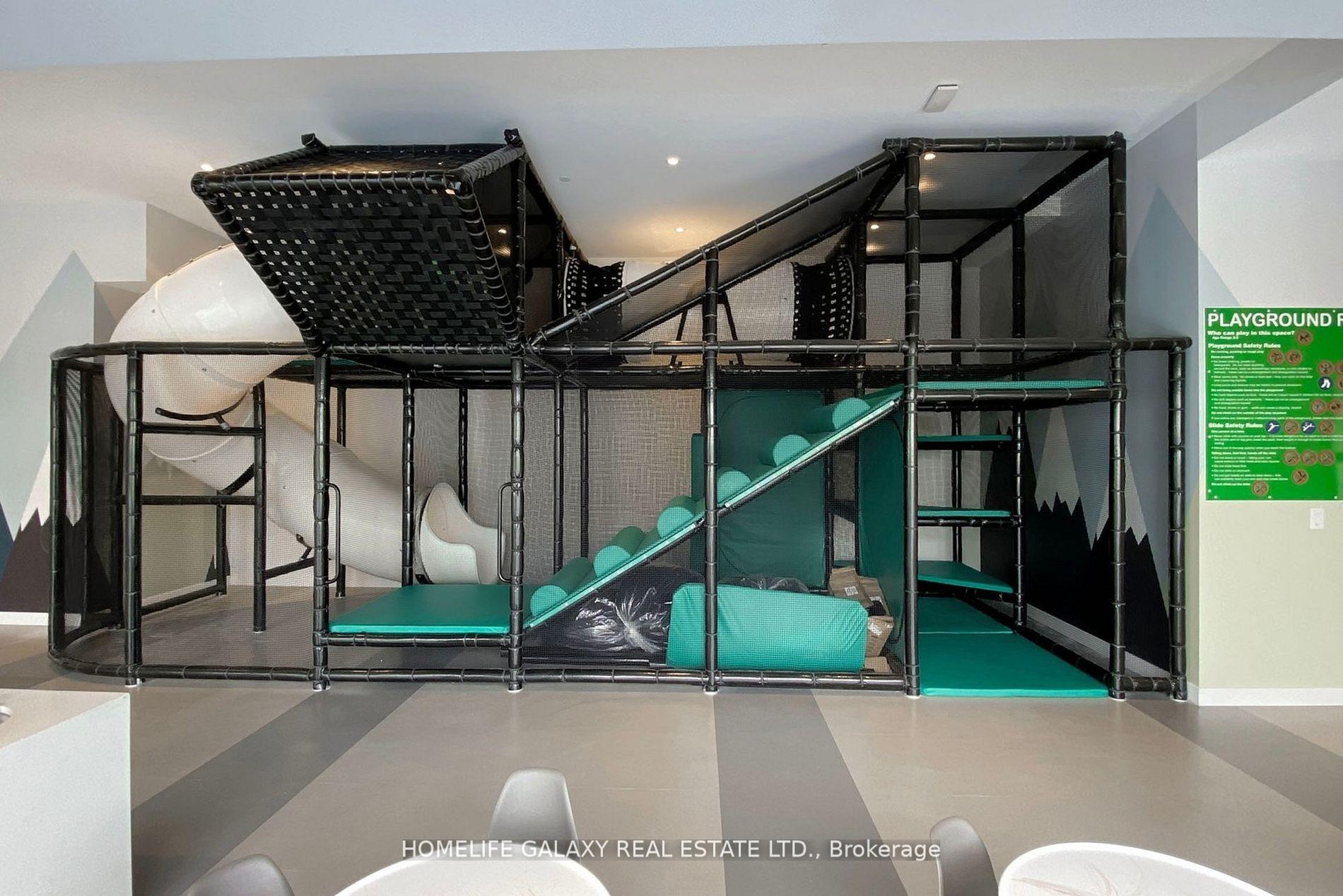 2 Bedrooms Condo at 2033 Kennedy, Toronto For sale