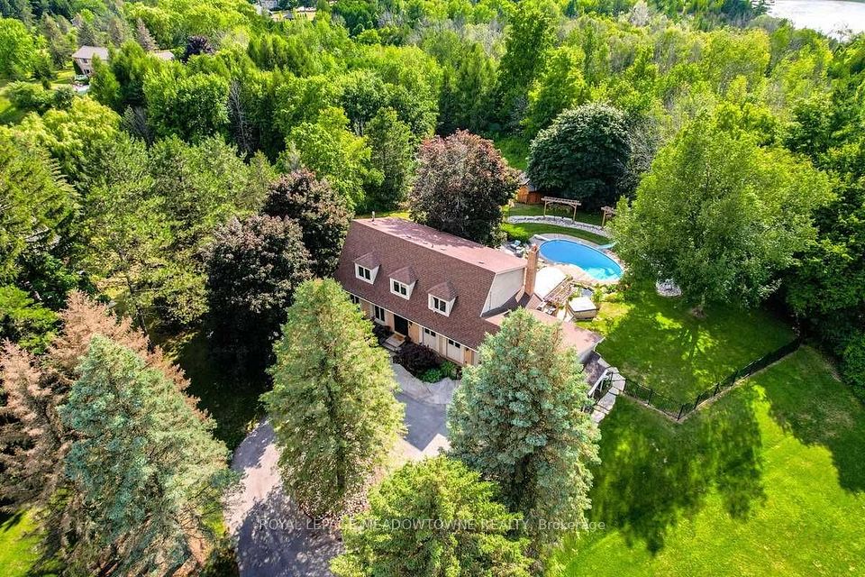 19 Steele Home