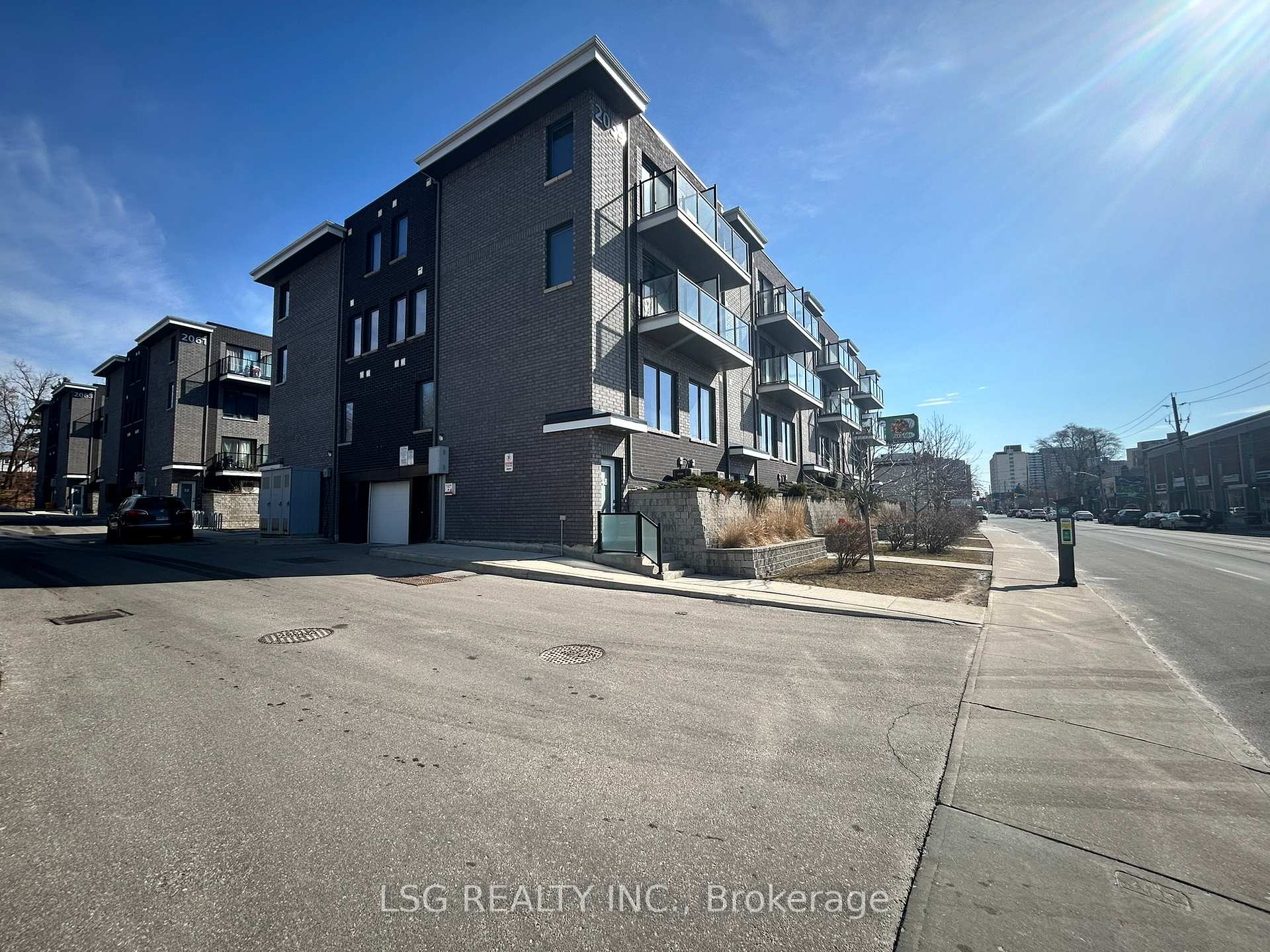 4 Bedrooms Condo at 2059 Weston, Toronto For sale