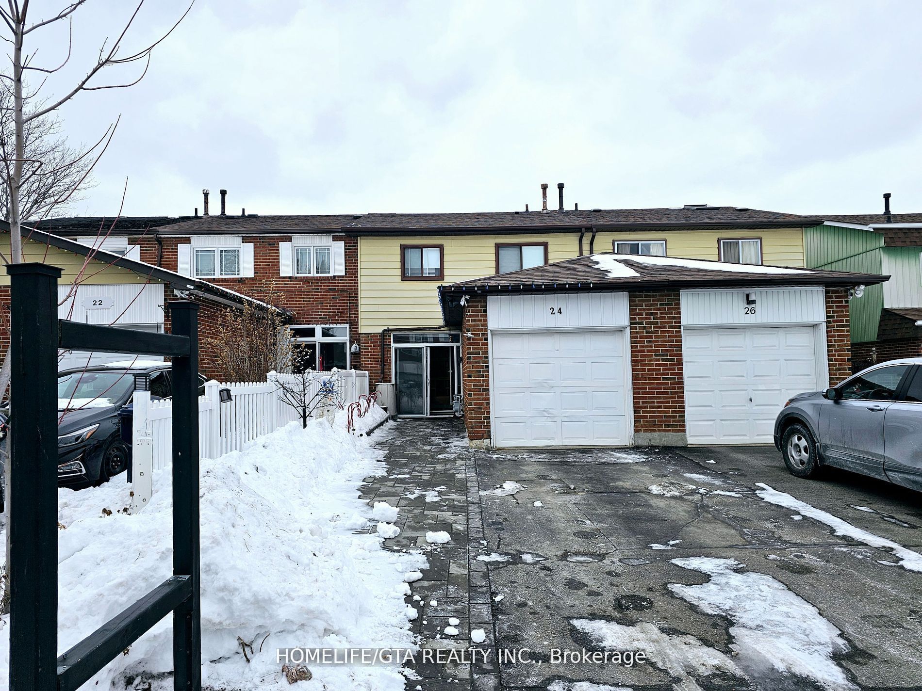 24 Bradstone Square, Toronto, ON M1B 1W2