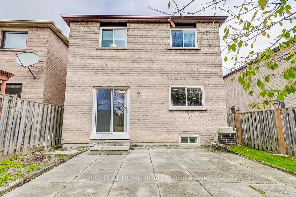 https://trreb-image.ampre.ca/L-dE4mXFVhLY4m13VD6KZLJbnN-vNYHLh-GJs1QdQ9Y/rs:fit:960:960/wm:.5:so:0:50:.4/wmsh:10/wmt:PHNwYW4gZm9yZWdyb3VuZD0nd2hpdGUnIGZvbnQ9JzY4Jz5SSUdIVCBBVCBIT01FIFJFQUxUWSwgQnJva2VyYWdlPC9zcGFuPg/L3RycmViL2xpc3RpbmdzLzQwLzg1LzA1LzUxL3AvODdiMzk4OGEtN2QzNS00ZmVhLWEyOTMtZDA0ZjMxODI4YzNiLmpwZw.jpg