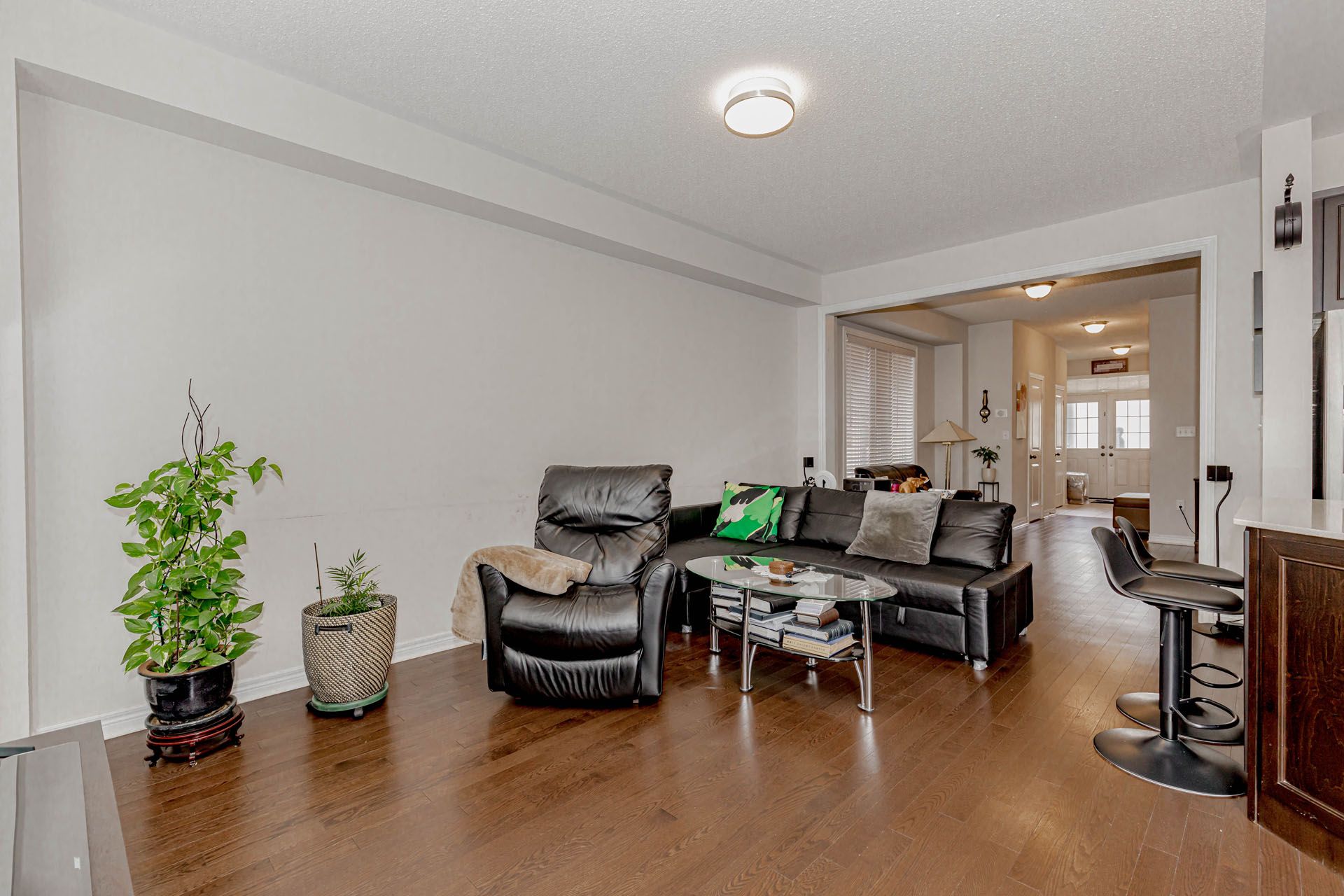 32 Ivor Crescent