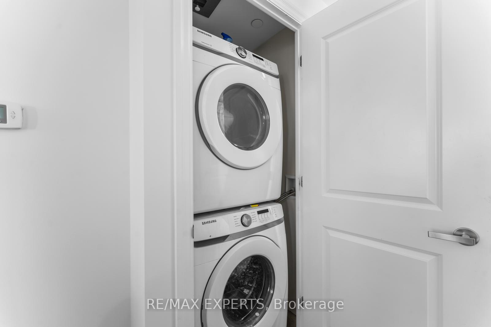 1 Bedroom Condo at 9075 Jane, Vaughan For sale