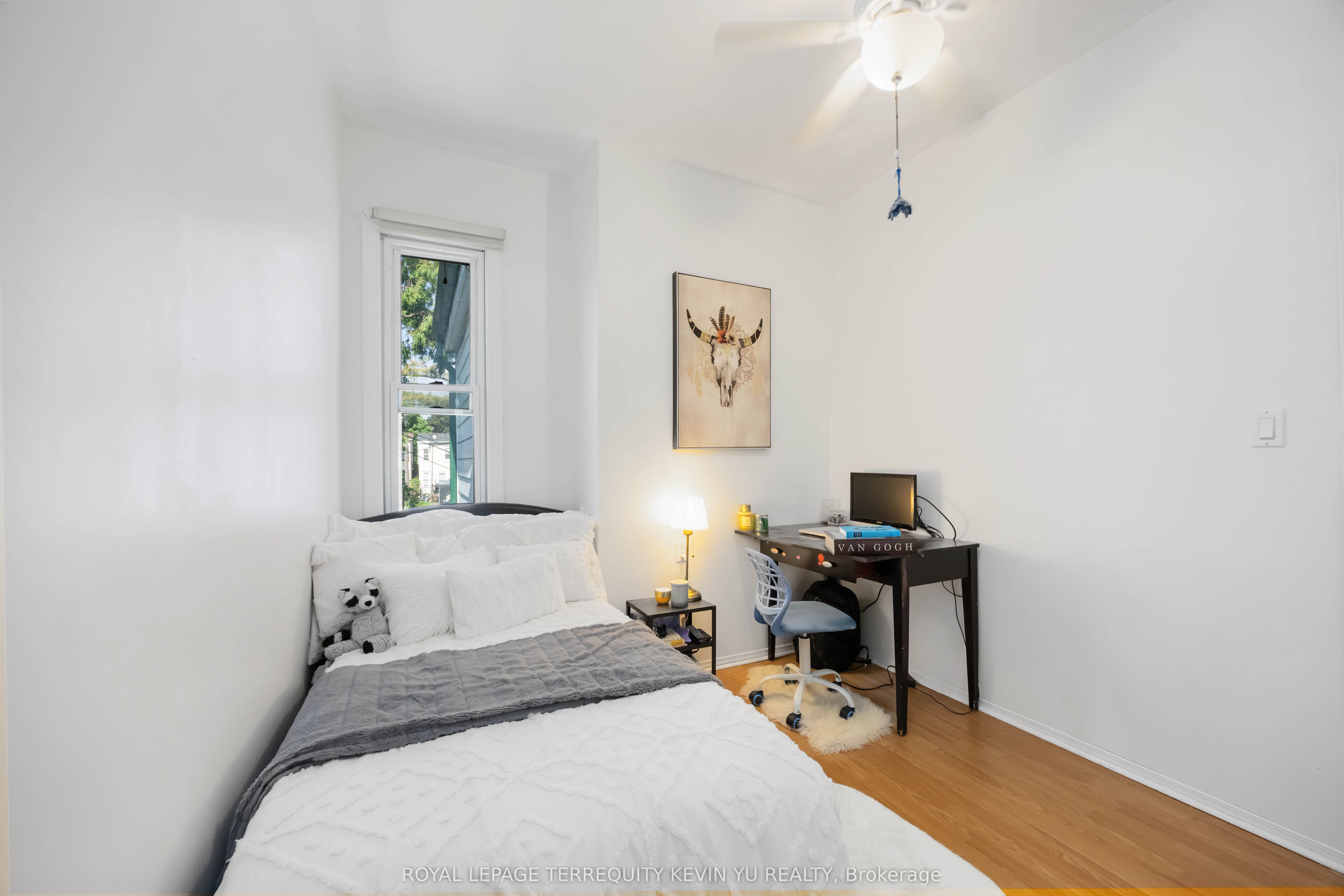 23 Edwin Avenue