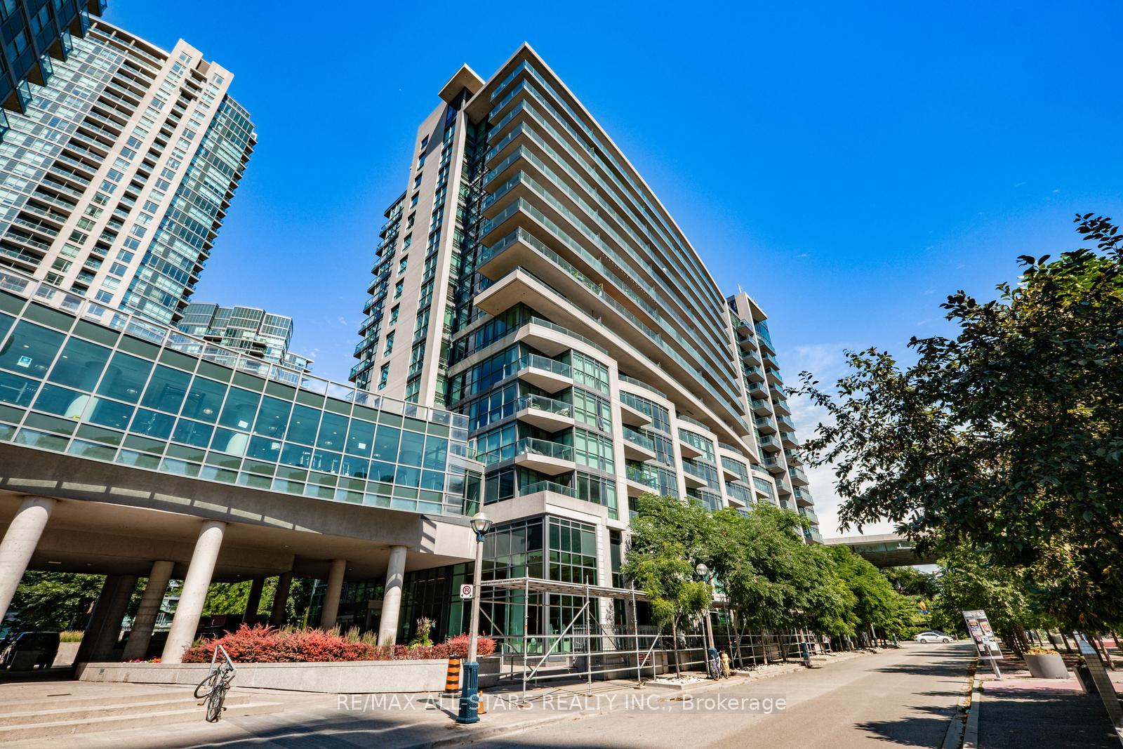 1 Bedroom Condo at 209 Fort York, Toronto For sale