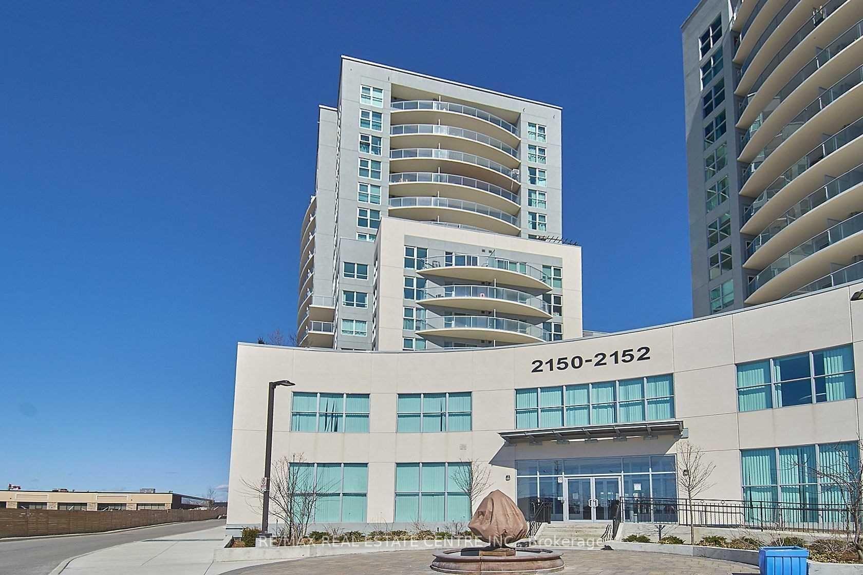 3 Bedrooms Condo at 2150 Lawrence, Toronto For sale