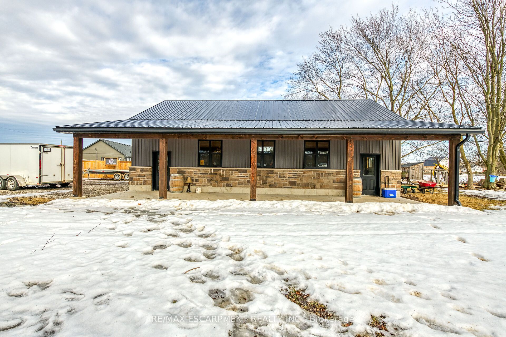 5324 Canborough Road