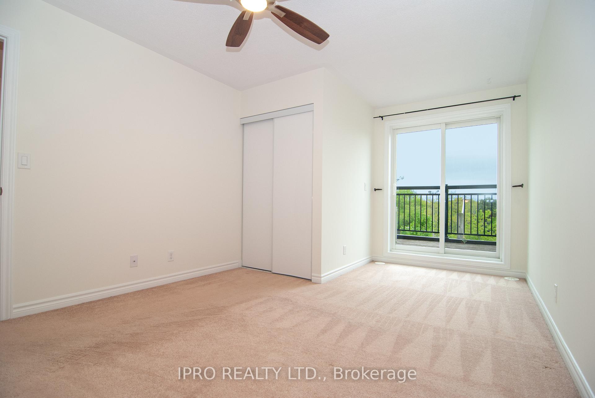 2 Bedrooms Condo at 50 Carnation, Toronto For sale