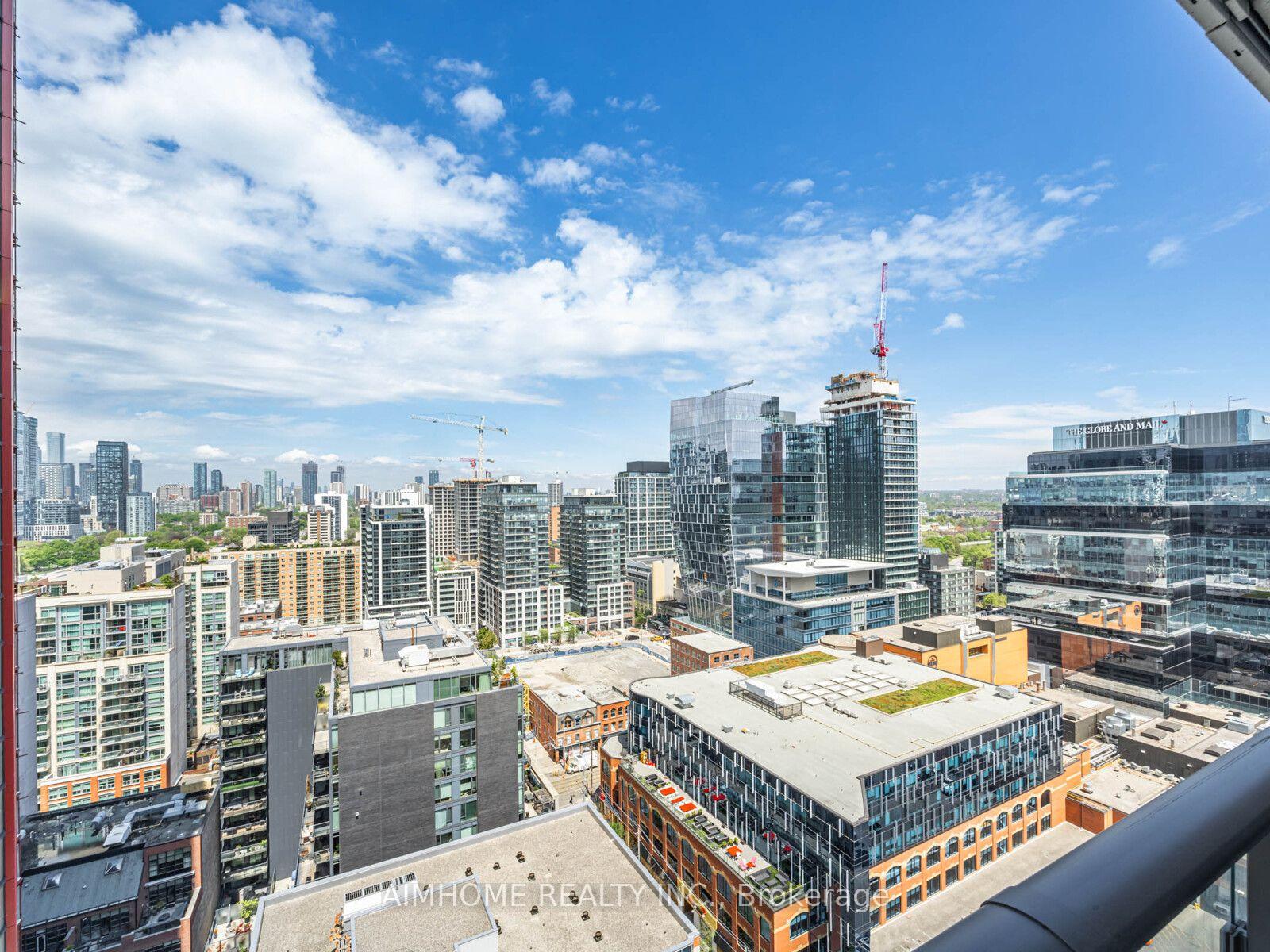 3 Bedrooms Condo at 70 Princess, Toronto For sale