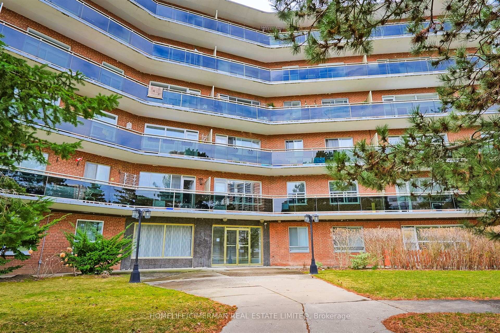 3 Bedrooms Co-op at 346 The West Mall,  Toronto For sale