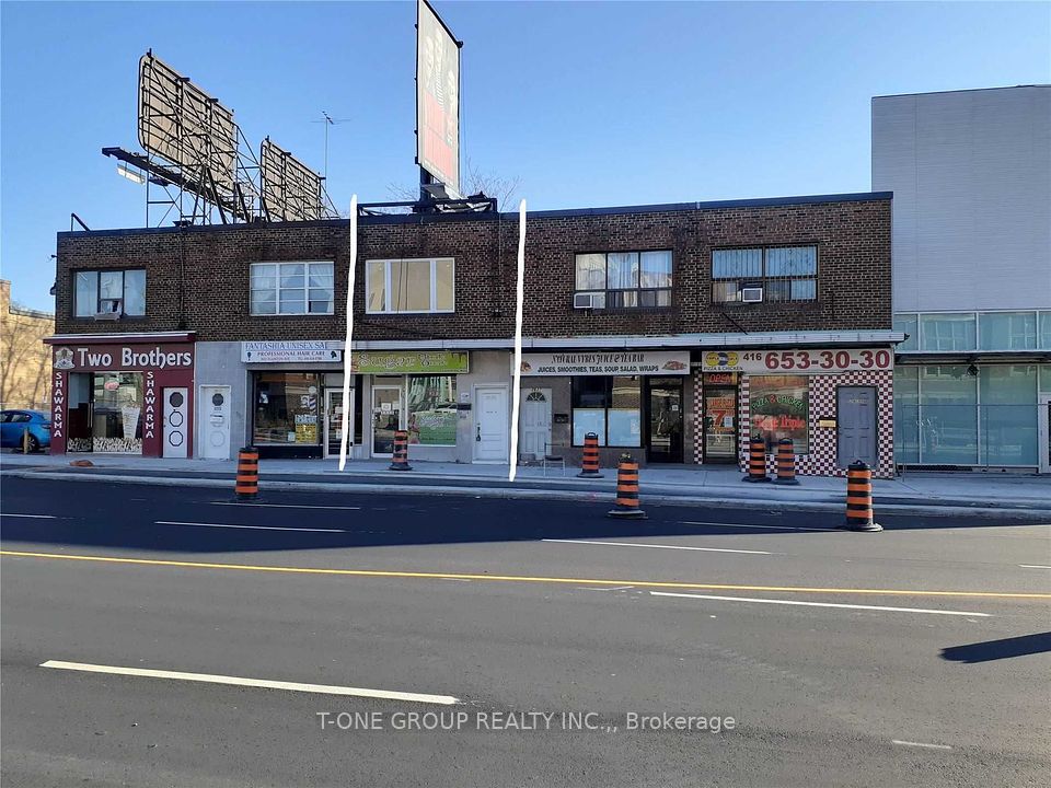 2635 Eglinton