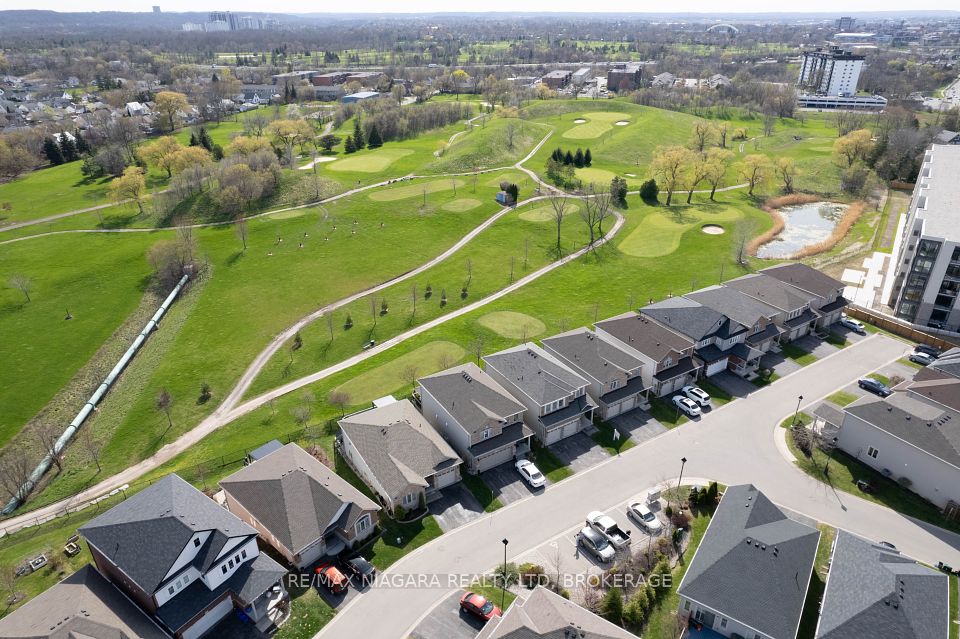 #14 - 77 Avery Crescent, St. Catharines, ON L2P 0E5