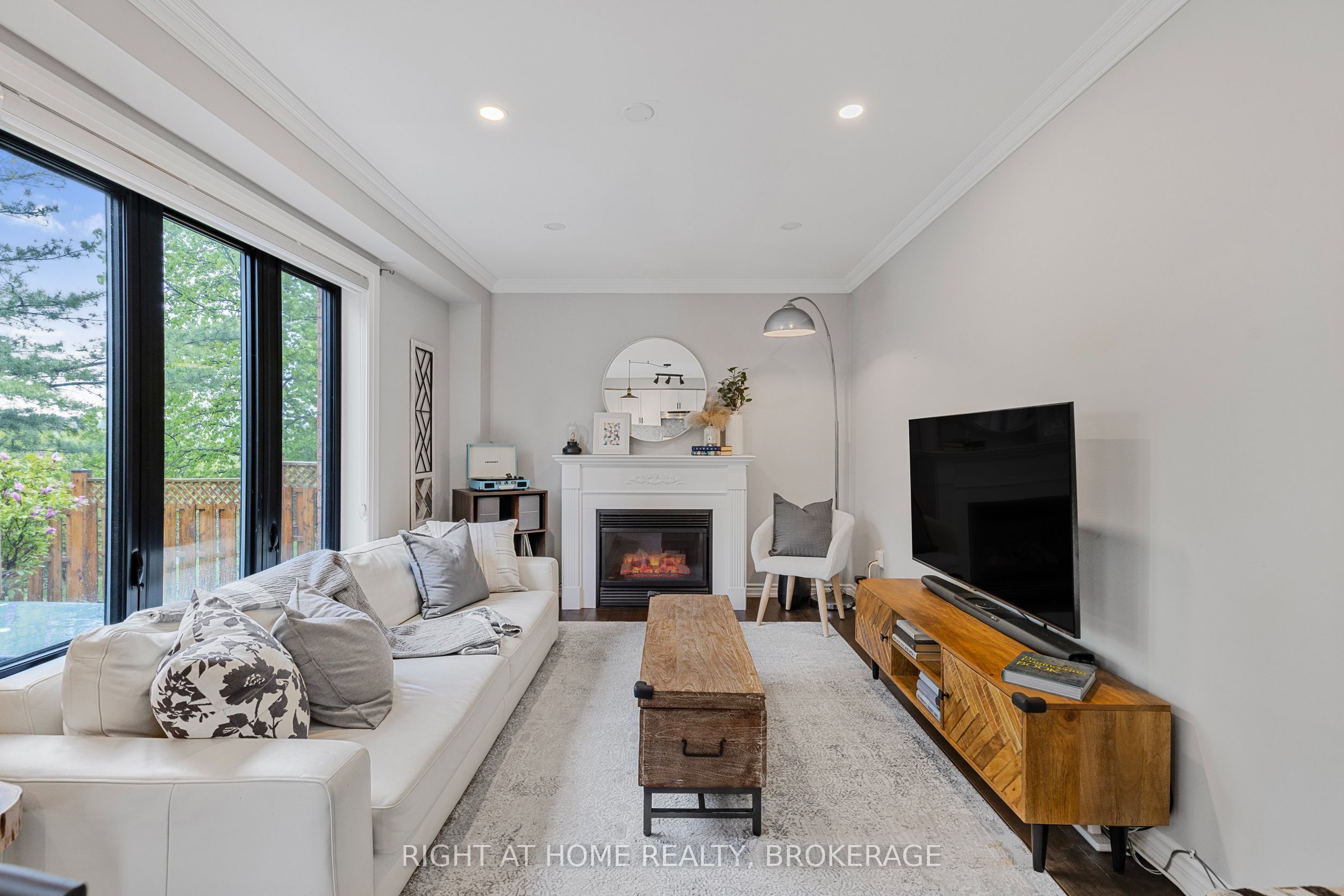 20 Brambirch Crescent