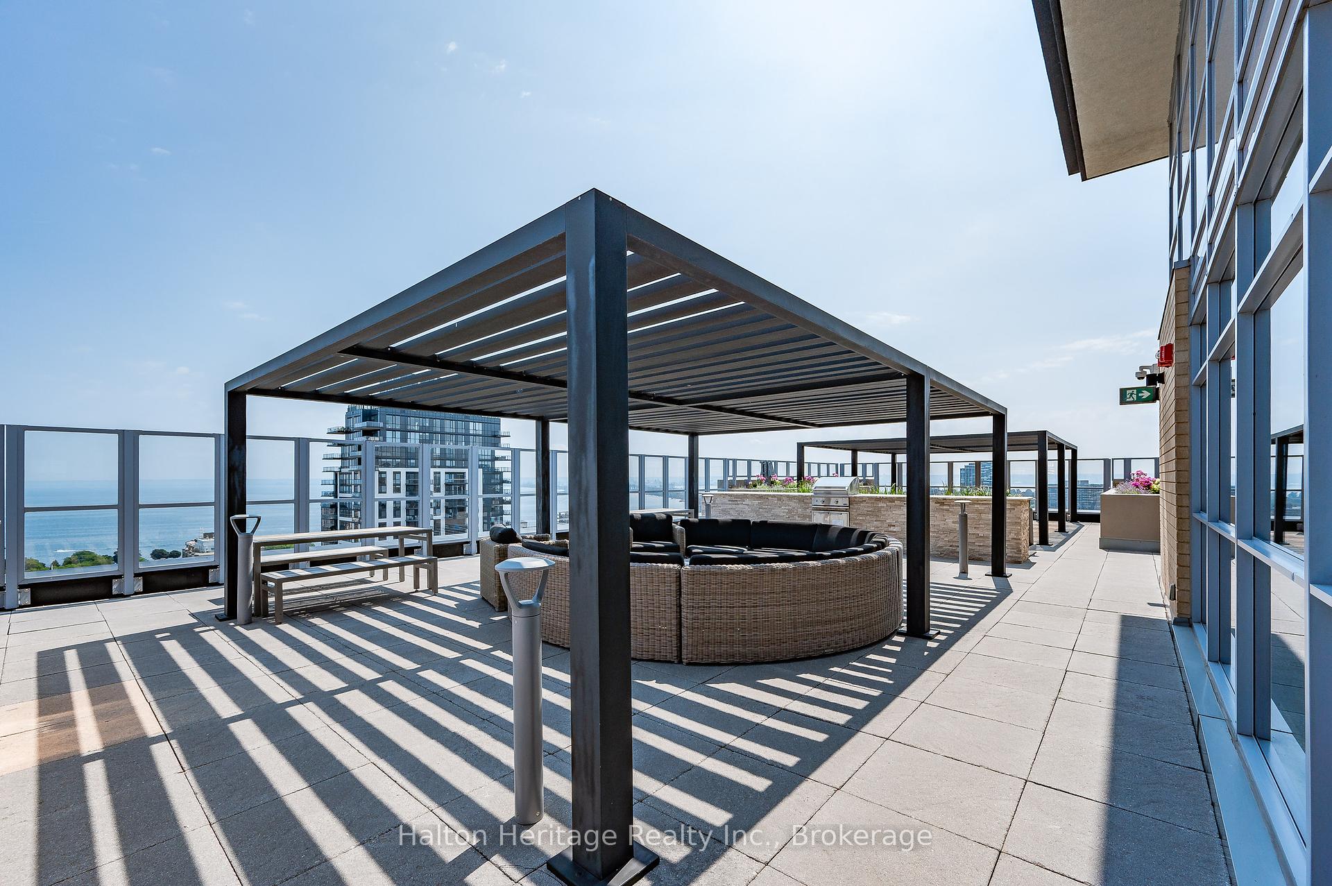 1 Bedroom Condo at 2025 Maria, Burlington For sale