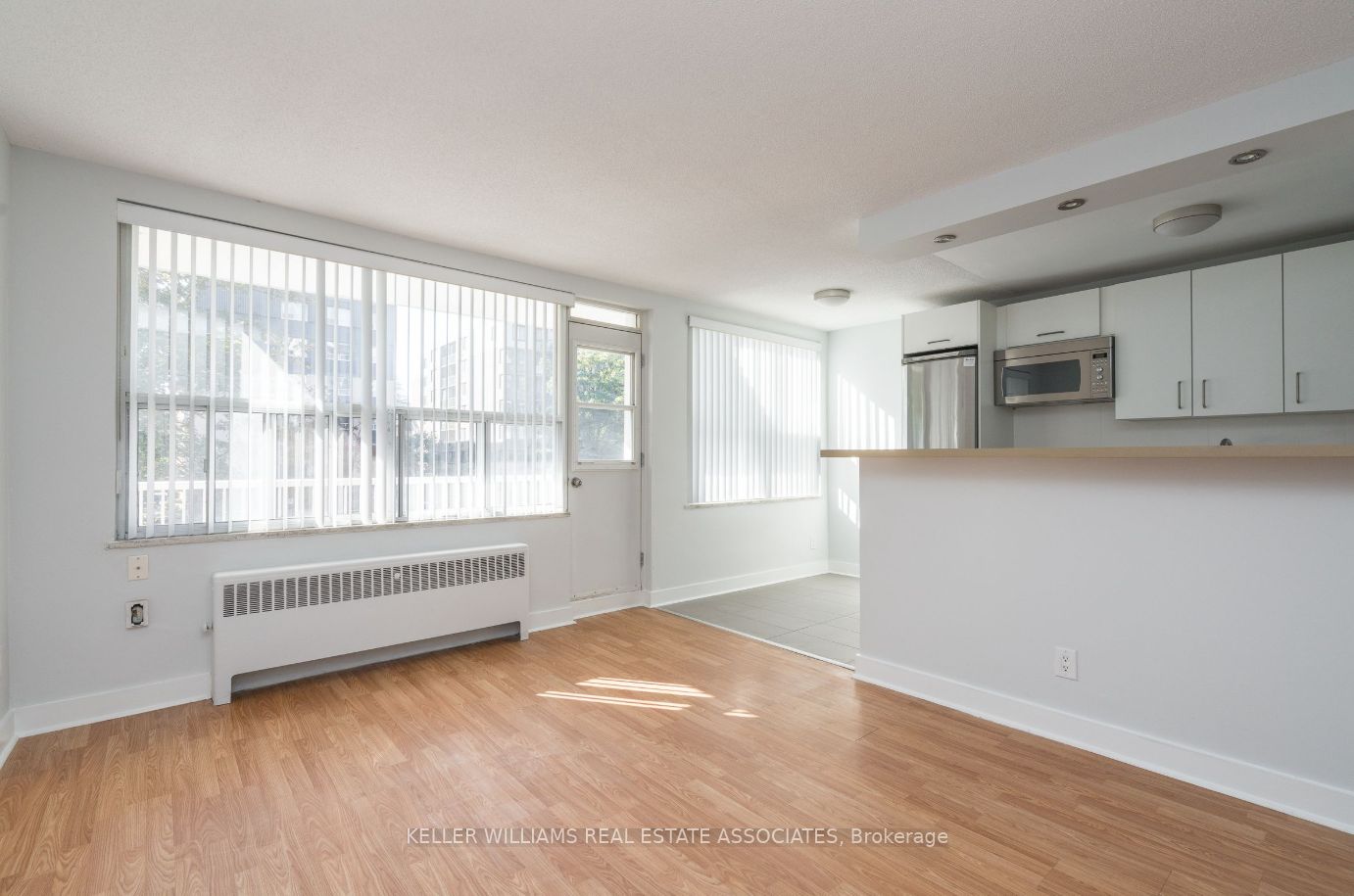 99 Tyndall Avenue, #209