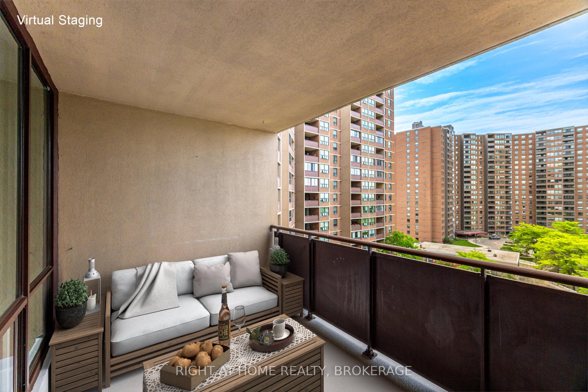 3 Bedrooms Condo at 714 The West Mall, Toronto For sale