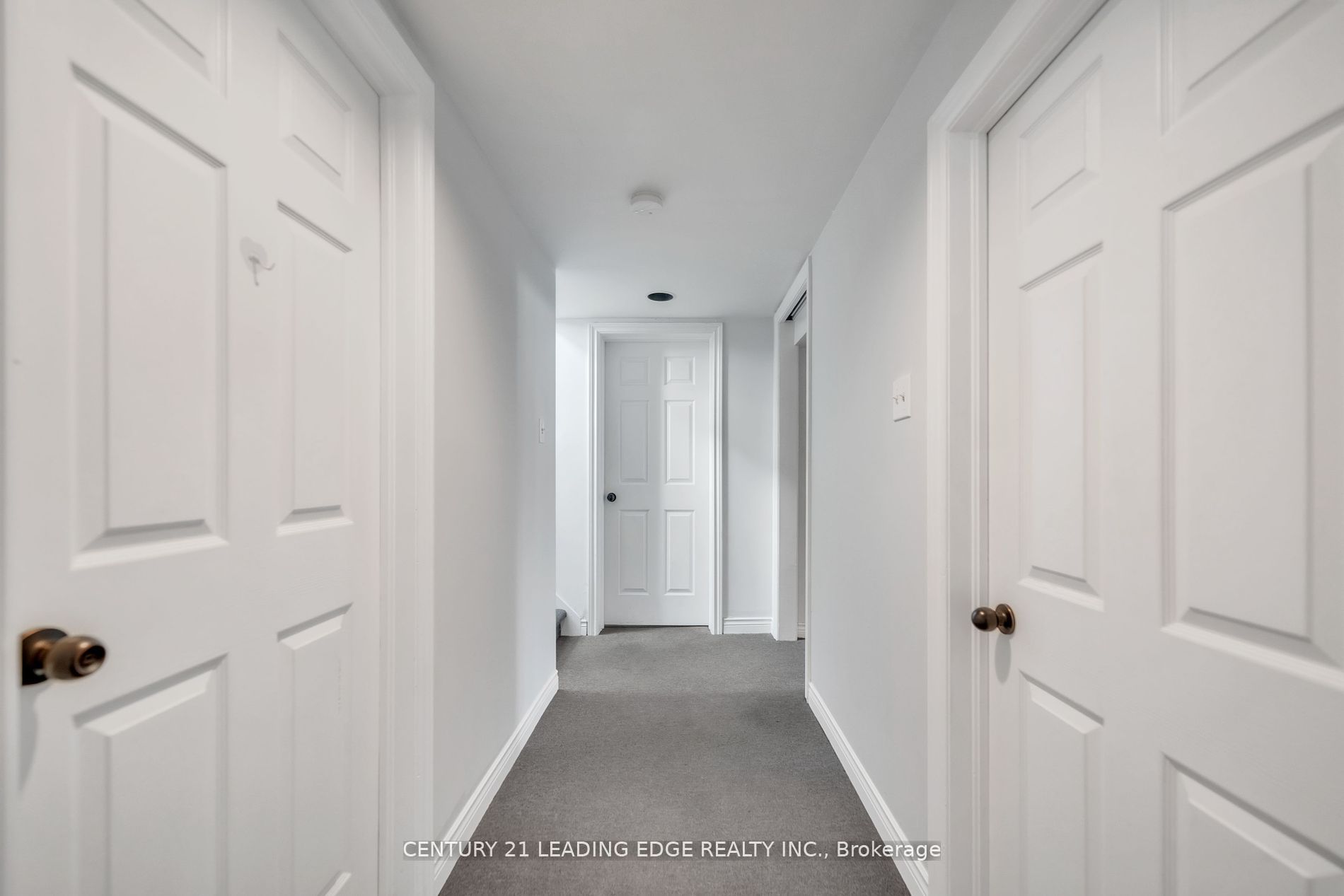 21 Rossander Court