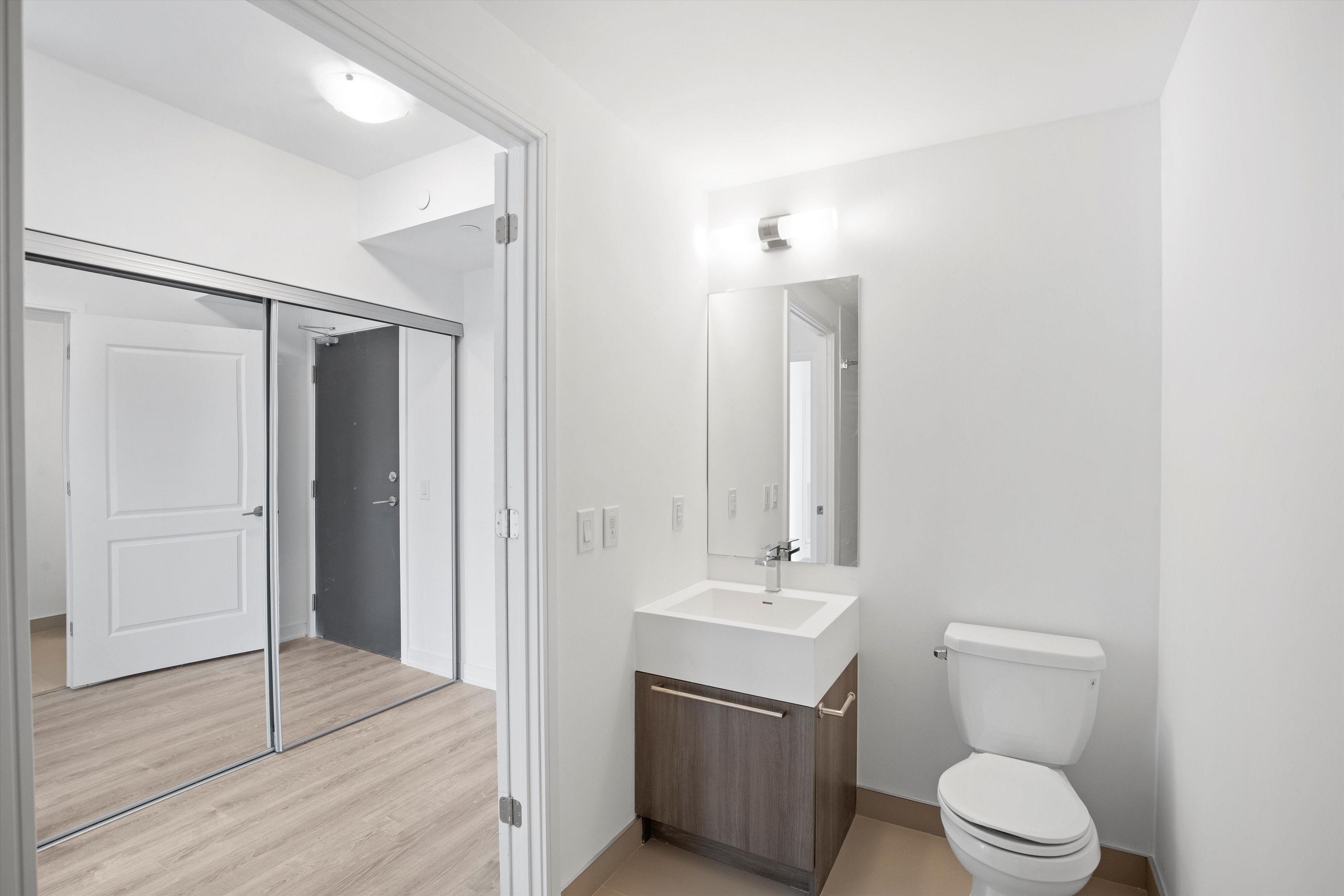 25 Neighbourhood Lane 1004