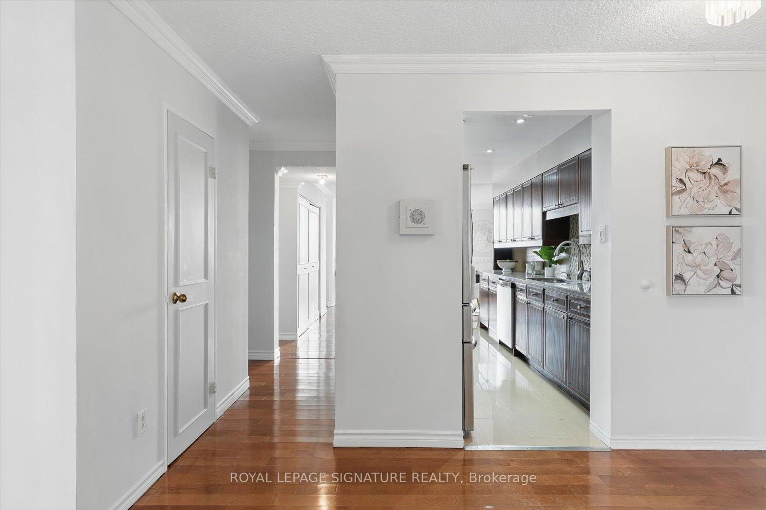 3 Bedrooms Condo at 65 Huntingdale,  Toronto For sale