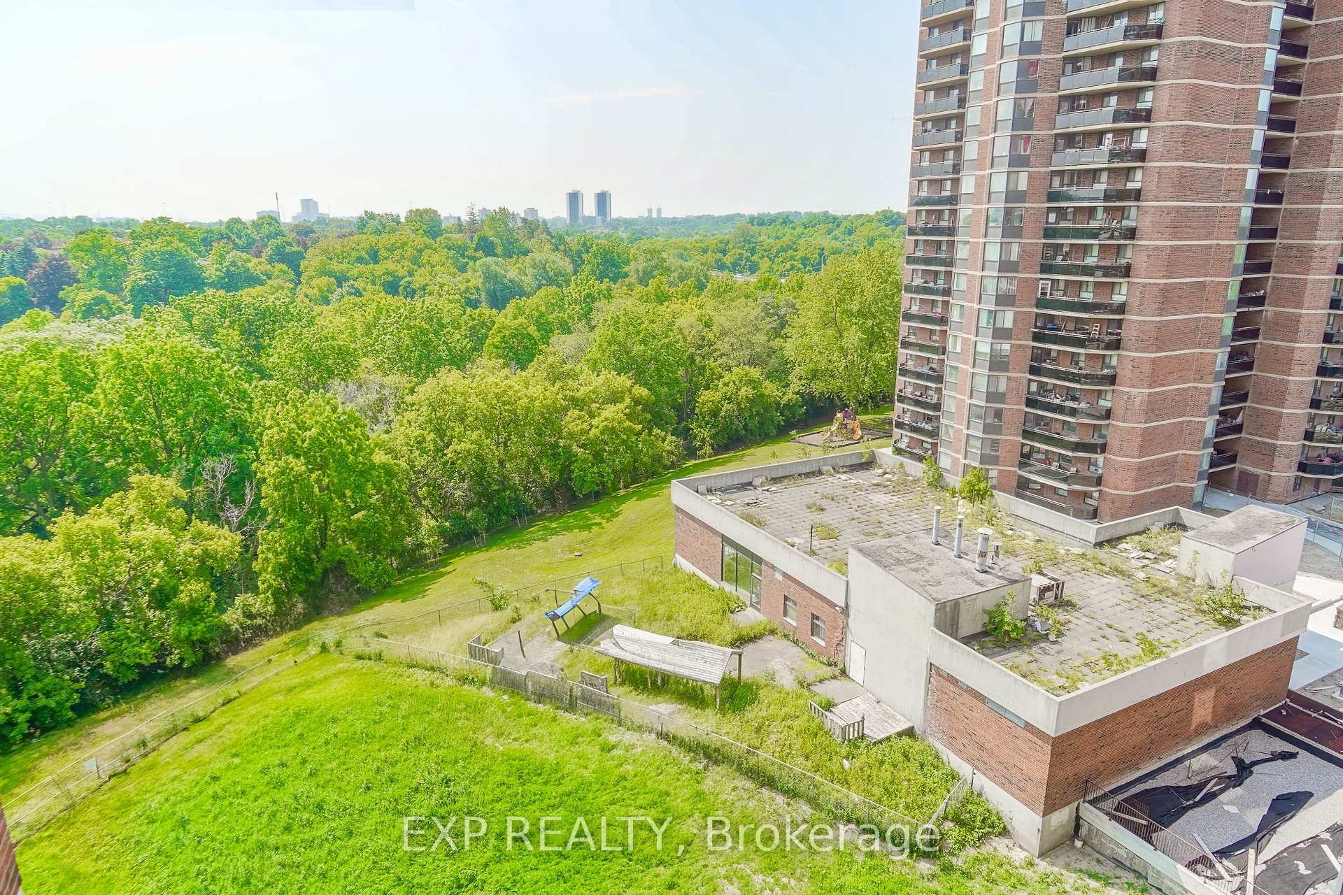 2 Bedrooms Condo at 236 Albion, Toronto For sale
