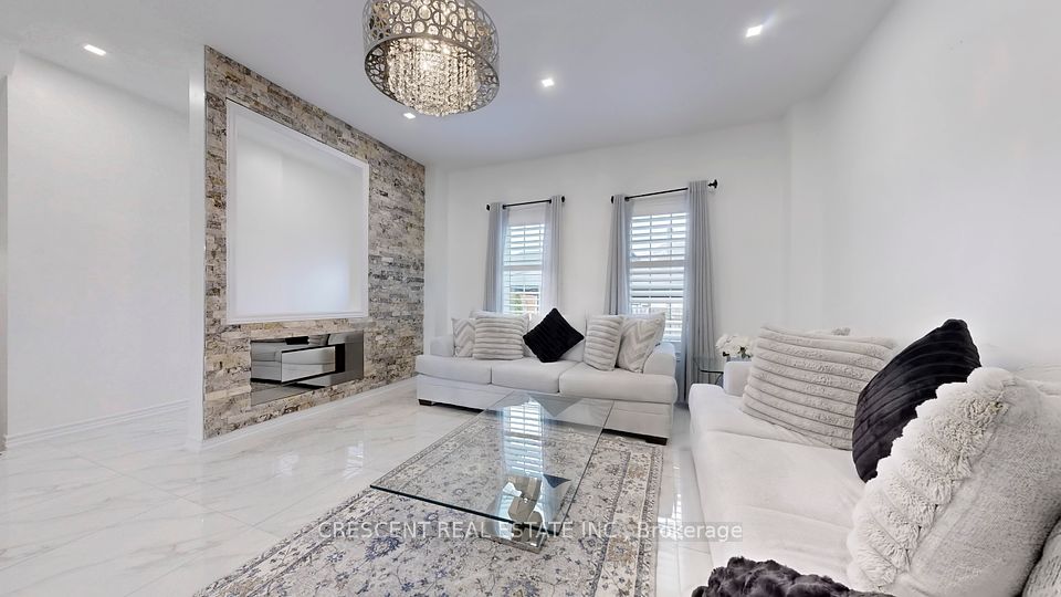 29 Vettese Court, Markham, ON L6B 0V6