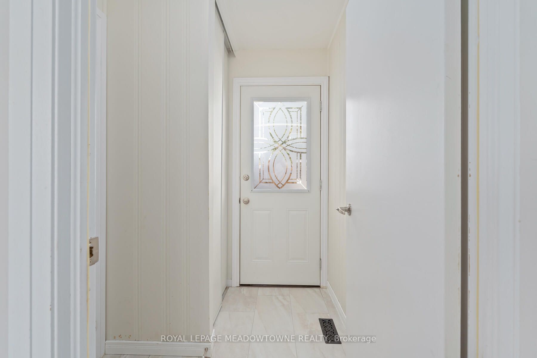 338 Whitehead Crescent