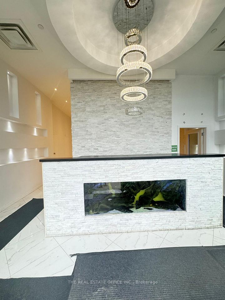 2135 lake shore