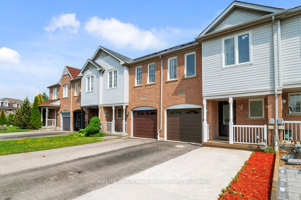 3152 Angel Pass Drive, Mississauga, ON L5M 7R5