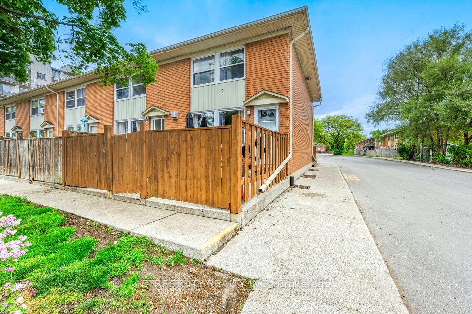 #1 - 834 Exmouth Street, Sarnia, ON N7T 5R2