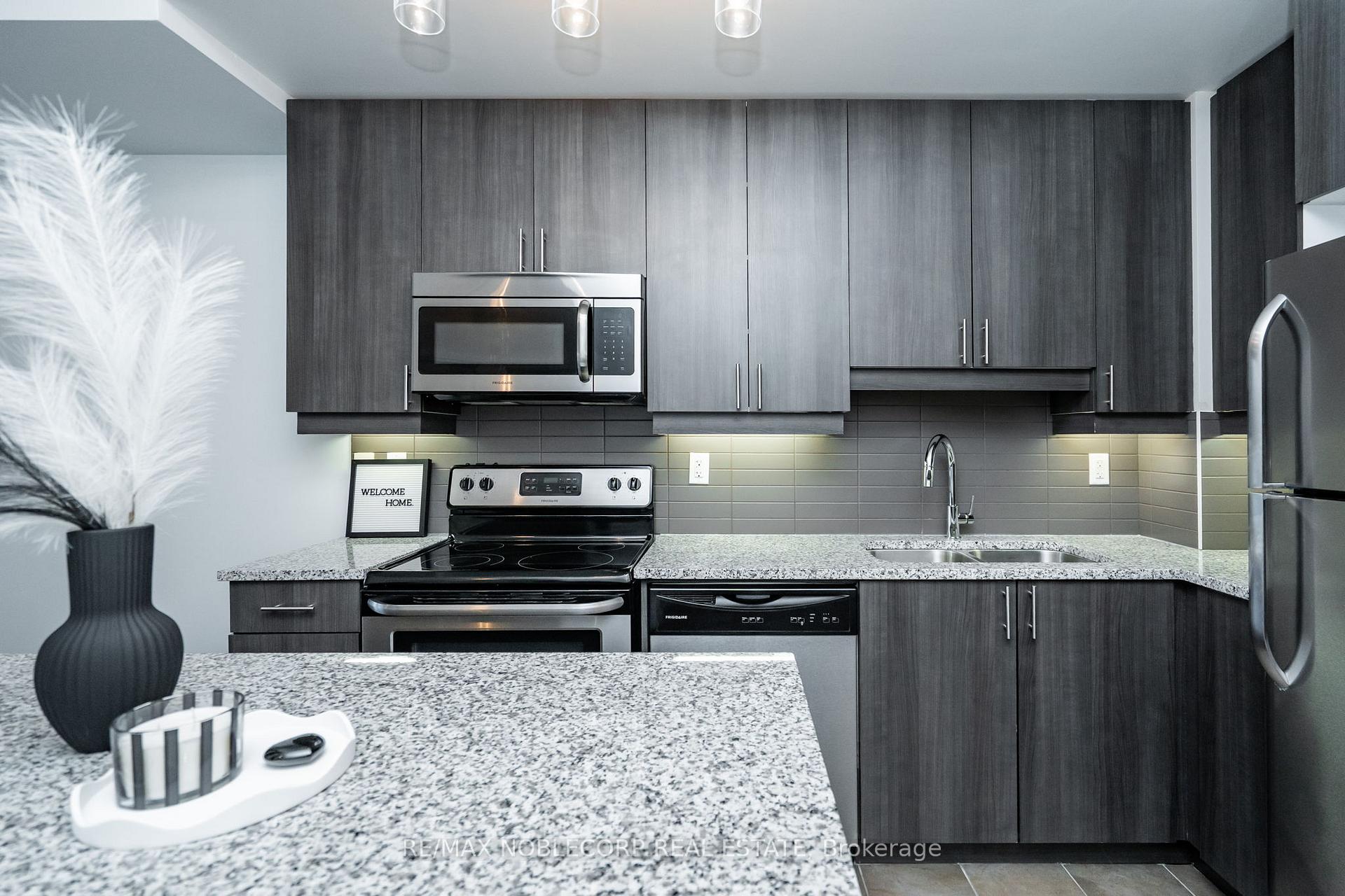 1 Bedroom Condo at 1185 The Queensway, Toronto For sale