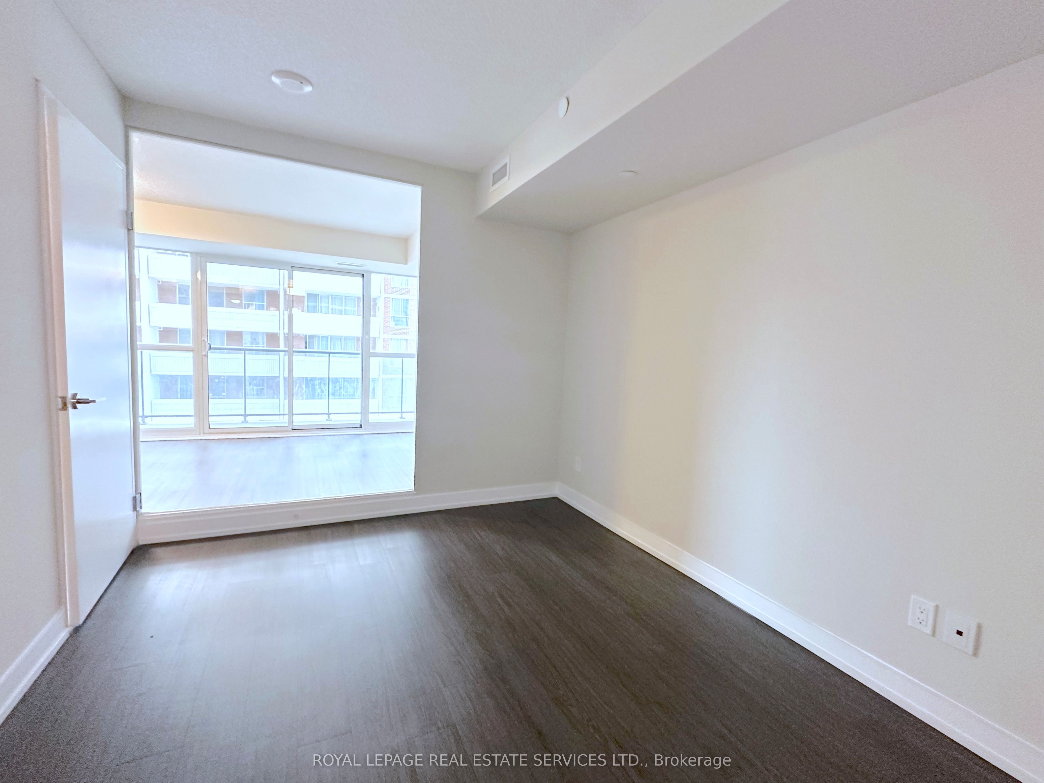 561 Sherbourne Street, #1709