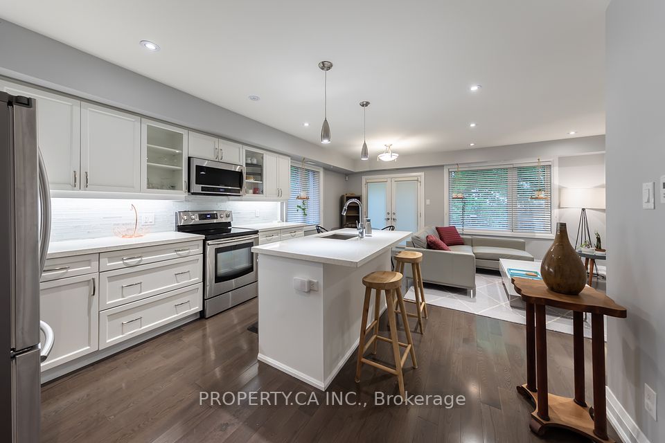 475 Woodbine Avenue