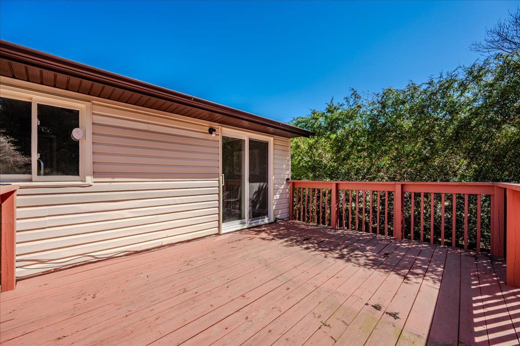 130 Freshmeadow Way