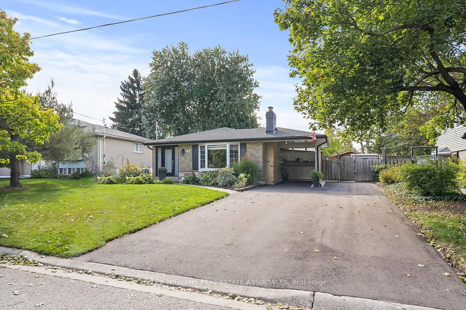 67 Moore Park