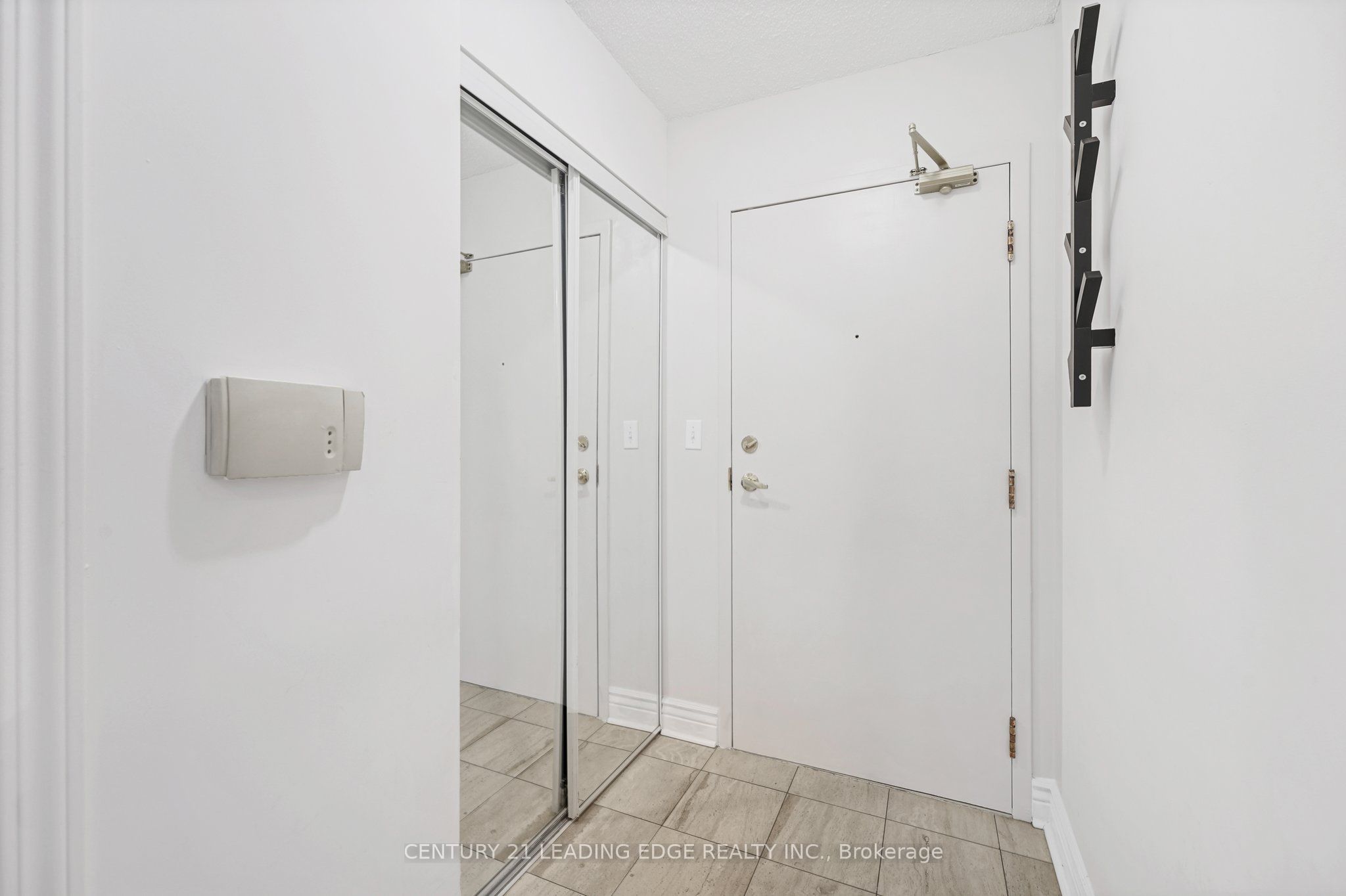 #905 - 55 Harrison Garden Boulevard, Toronto, ON M2N 7G3